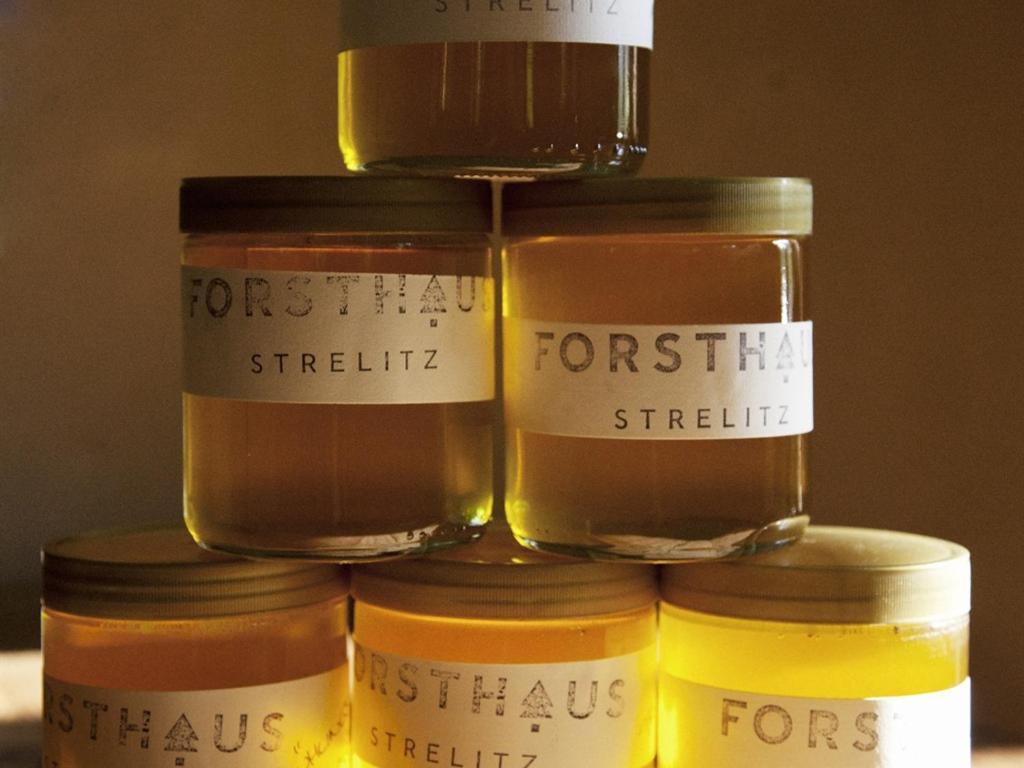 Forsthaus Strelitz Hotel Нойстрелиц Стая снимка